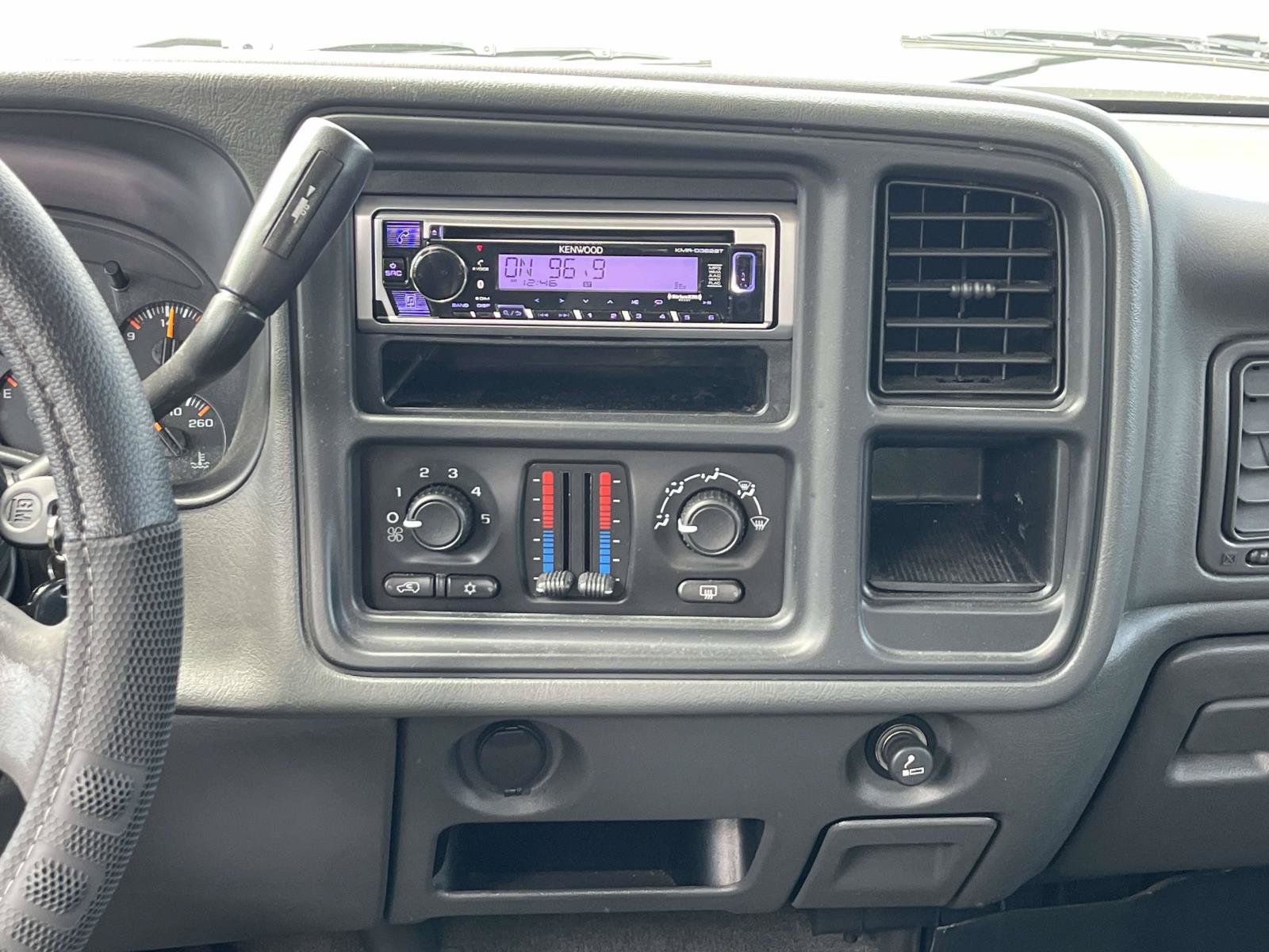 Used 2005 Chevrolet Silverado 1500 4x4 Extended Cab w/ Light Duty Power Package image 14