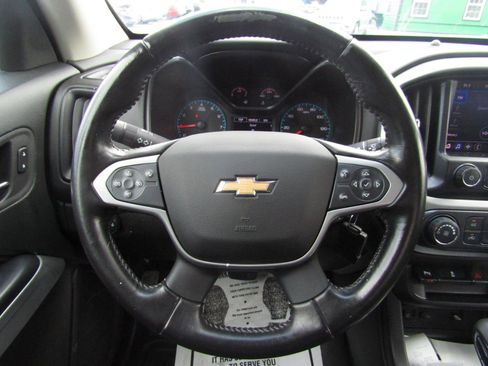 Used 2022 Chevrolet Colorado LT w/ Fleet Safety Package RWD image 14