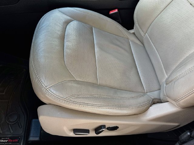 Certified 2018 Ford Explorer Limited FWD image 19