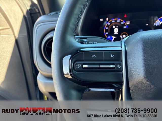 Used 2025 Chevrolet Colorado Trail Boss AWD/4WD image 15