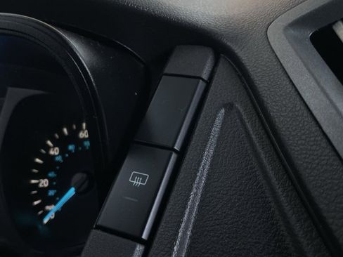 Used 2019 Ford Transit 150 XL image 34