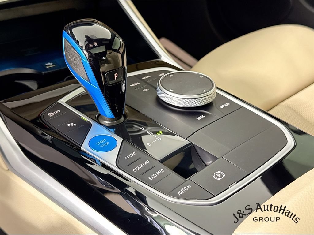 Used 2023 BMW i4 eDrive40 w/ Premium Package RWD image 21