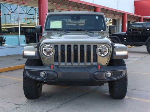 Used 2020 Jeep Gladiator Rubicon image 3