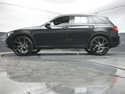 Used 2018 Mercedes-Benz GLC 300 image 36