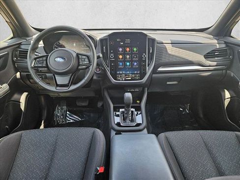 Certified 2025 Subaru Forester Premium AWD/4WD image 18