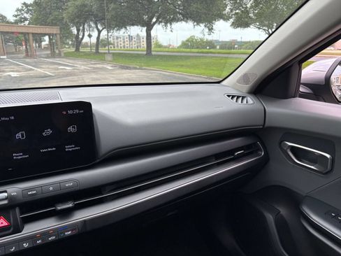 Used 2025 Kia K4 FWD image 30