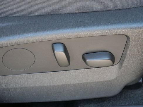 Used 2023 Buick Envision Essence w/ Sport Touring Package image 15