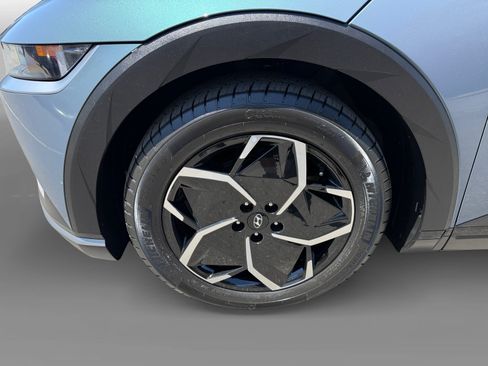 Certified 2024 Hyundai Ioniq 5 SEL RWD image 9