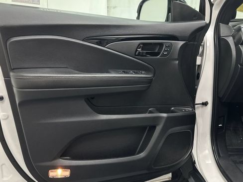 Used 2023 Honda Passport Elite image 17