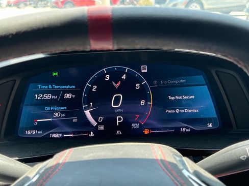 Used 2023 Chevrolet Corvette Stingray Premium Conv w/ Z51 Performance Package RWD image 23