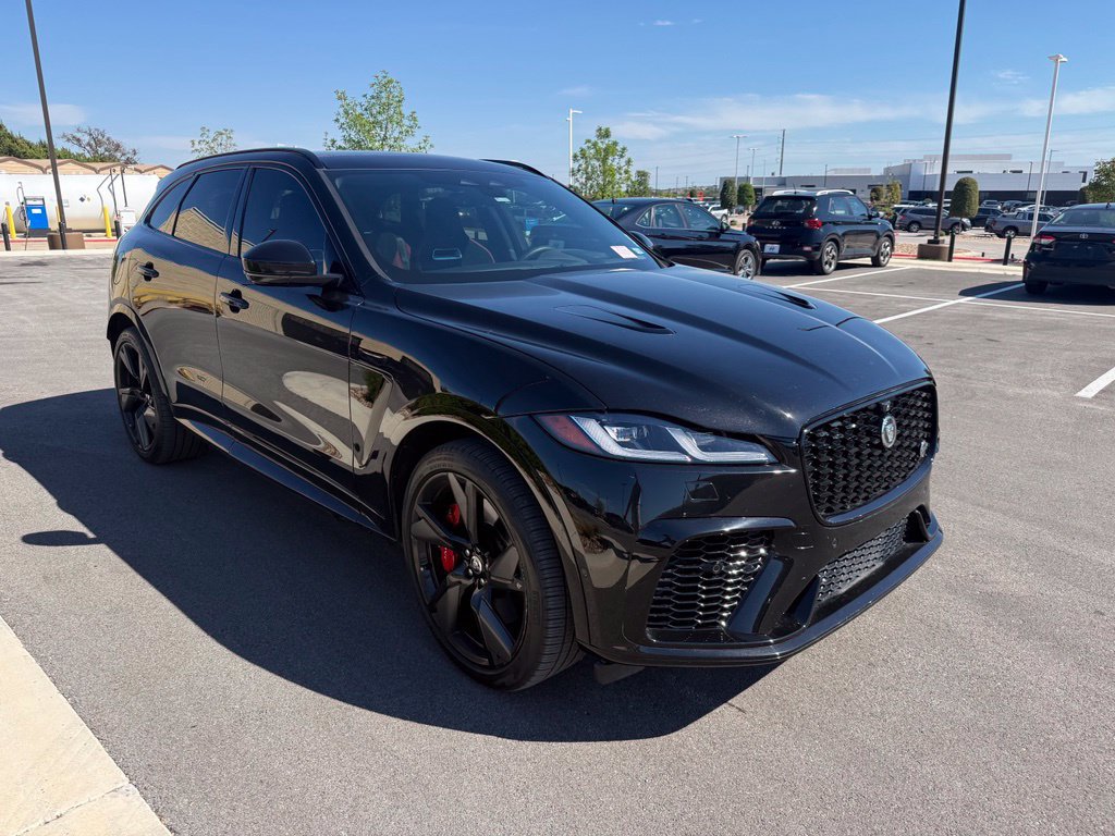 Used 2025 Jaguar F-PACE SVR AWD/4WD image 4