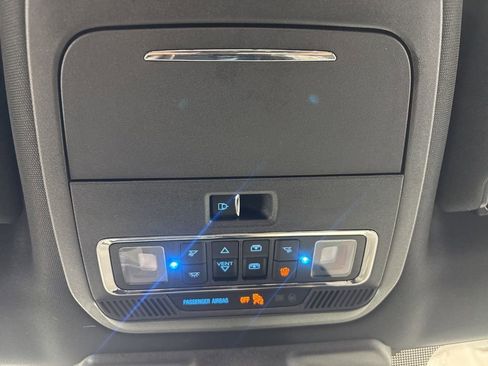 Used 2023 Ford F150 Lightning Lariat w/ Equipment Group 511A High image 20