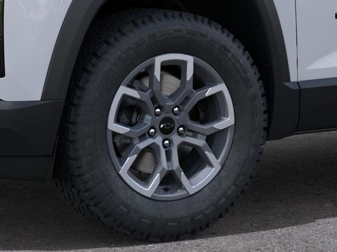 New 2026 Chevrolet Equinox ACTIV w/ Convenience Package III FWD image 9