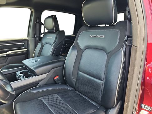 Used 2024 RAM 1500 Laramie AWD/4WD image 12