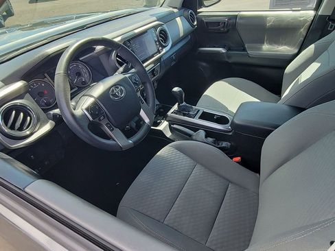 Used 2021 Toyota Tacoma SR5 image 10