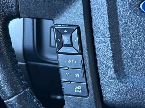 Used 2015 Ford Expedition EL XLT w/ Equipment Group 202A AWD/4WD image 29