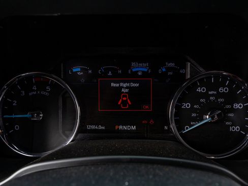 Used 2022 Ford F250 Platinum w/ FX4 Off-Road Package image 20