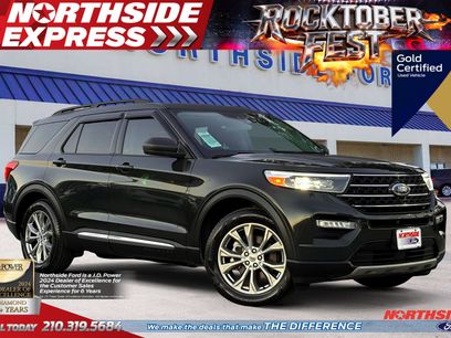 Certified 2022 Ford Explorer XLT w/ Equipment Group 202A