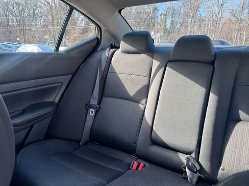 Used 2025 Nissan Altima 2.5 SV image 33