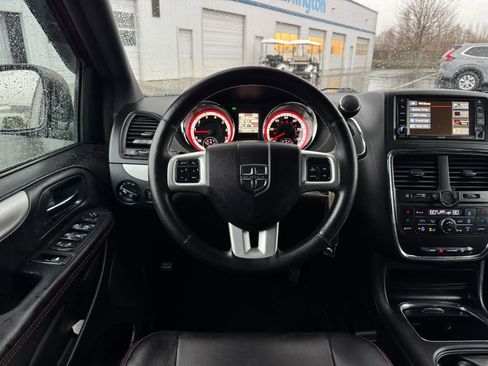 Used 2017 Dodge Grand Caravan GT image 14