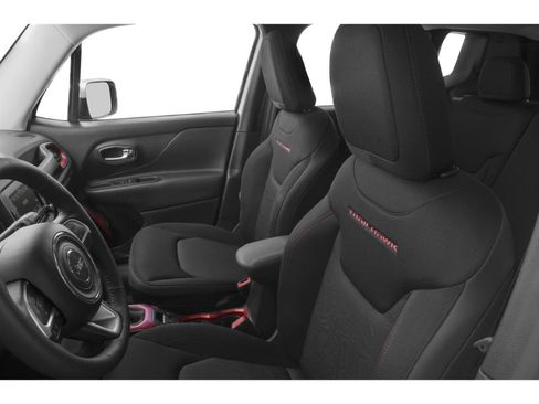 Used 2018 Jeep Renegade Trailhawk AWD/4WD image 23