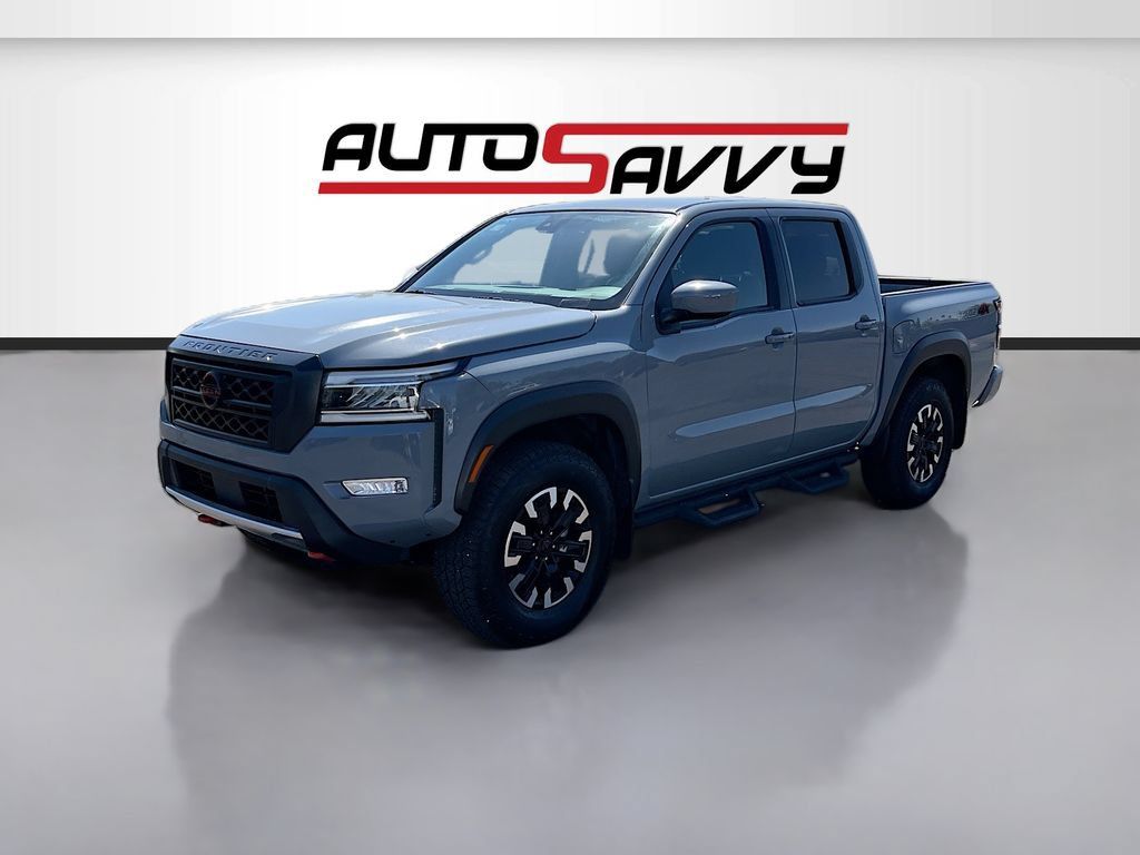 Used 2024 Nissan Frontier PRO-4X w/ Technology Package AWD/4WD image 3