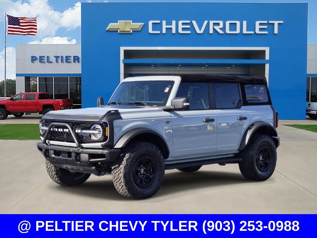 Used 2023 Ford Bronco Wildtrak AWD/4WD image 3