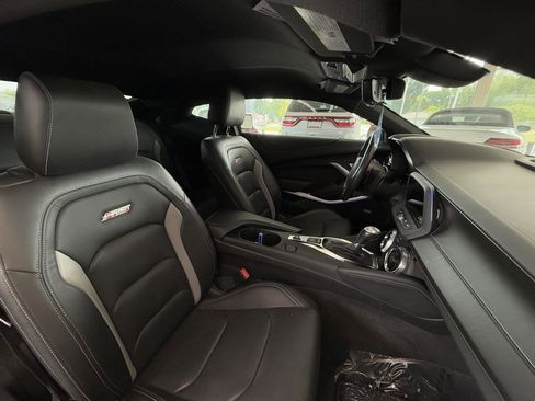 Used 2021 Chevrolet Camaro SS image 33