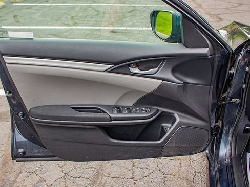 Used 2018 Honda Civic LX image 10