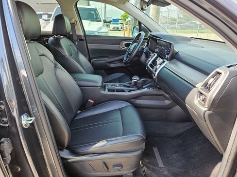 Certified 2023 Kia Sorento X-Line EX AWD/4WD image 17