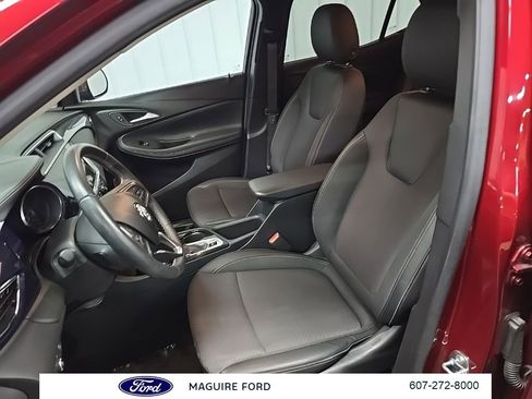 Used 2023 Buick Encore GX Preferred w/ Cold Weather Comfort Package AWD/4WD image 32