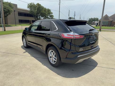 Used 2023 Ford Edge SEL w/ Convenience Package AWD/4WD image 5