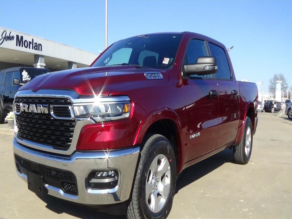 Used 2025 RAM 1500 Big Horn AWD/4WD image 2