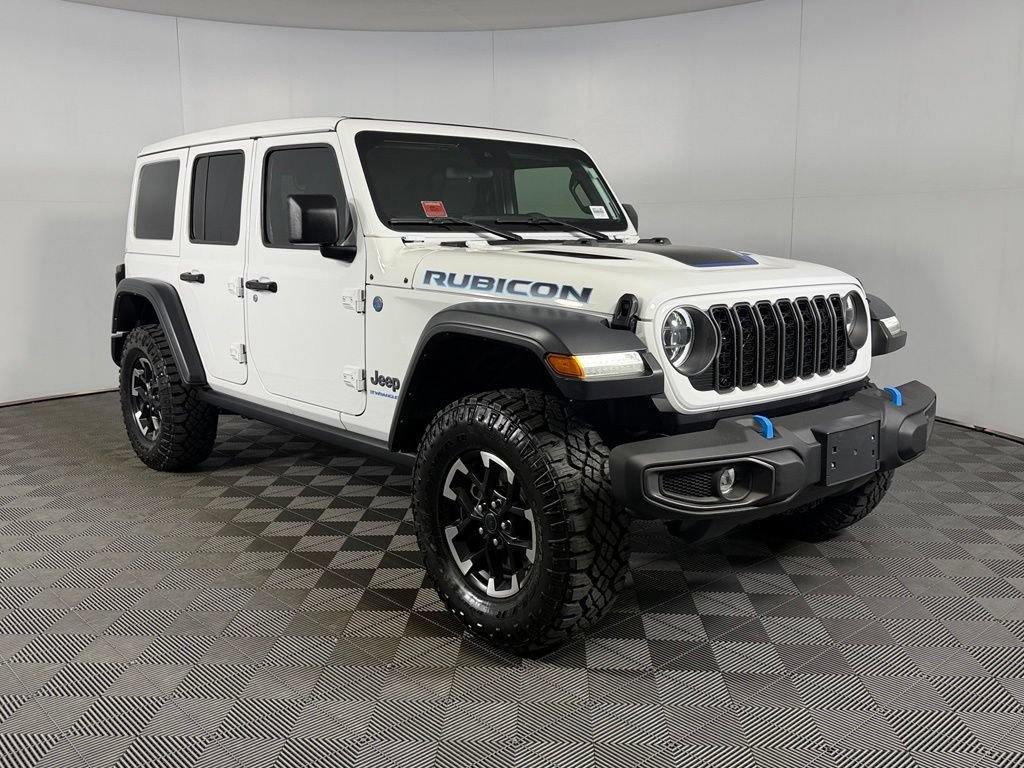 Used 2024 Jeep Wrangler Unlimited Rubicon 4xe w/ Safety Group AWD/4WD image 5