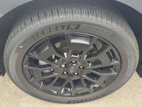 Used 2021 Kia Telluride SX w/ Nightfall Edition Package AWD/4WD image 13