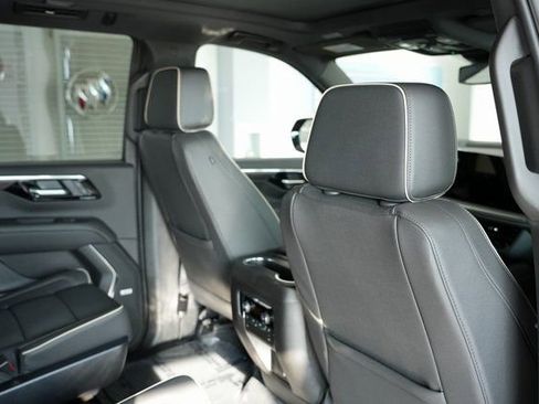 New 2025 Chevrolet Tahoe Premier w/ Sun And Tow Package image 24