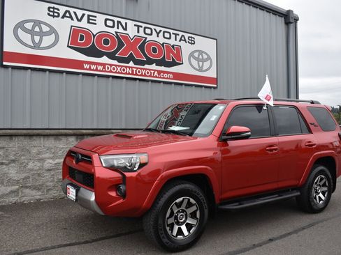 Certified 2024 Toyota 4Runner TRD Off-Road Premium w/ Off Road Premium Plus Package AWD/4WD image 1