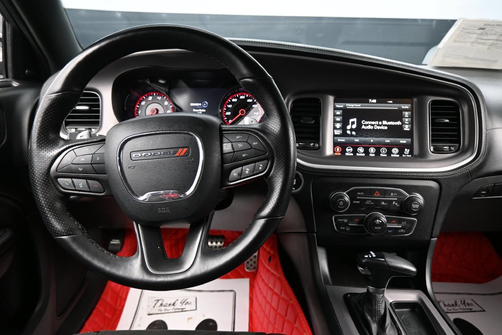 Used 2022 Dodge Charger R/T w/ Plus Group RWD image 15