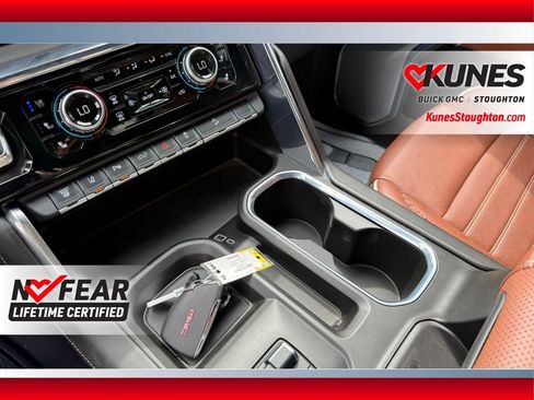Used 2024 GMC Sierra 2500 Denali Ultimate AWD/4WD image 37