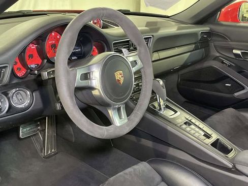 Used 2015 Porsche 911 Carrera 4 GTS image 15