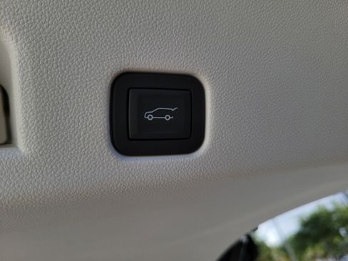 New 2026 Buick Enclave Avenir image 10