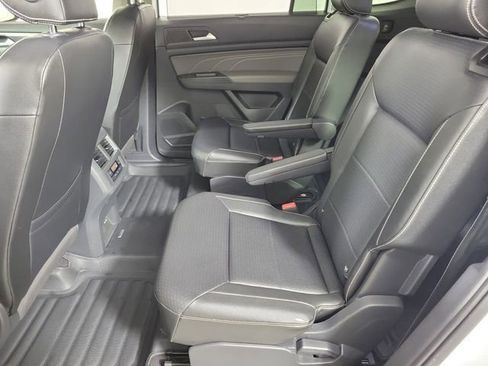 Used 2022 Volkswagen Atlas SEL R-Line AWD/4WD image 22