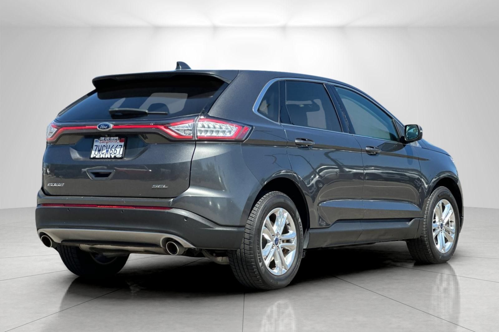 Used 2016 Ford Edge SEL w/ Equipment Group 201A FWD image 3
