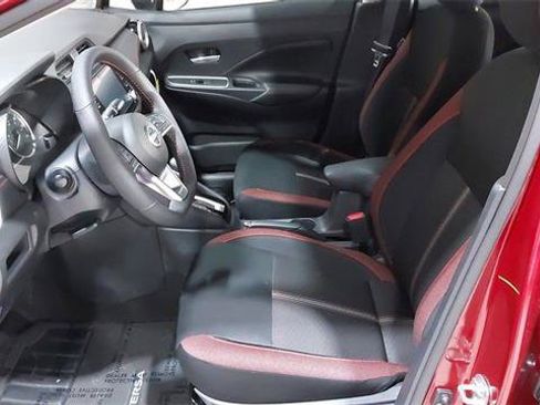 Used 2025 Nissan Versa SR w/ Trunk Package FWD image 20