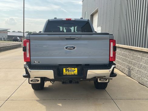 Used 2024 Ford F250 Lariat w/ Lariat Ultimate Package image 5