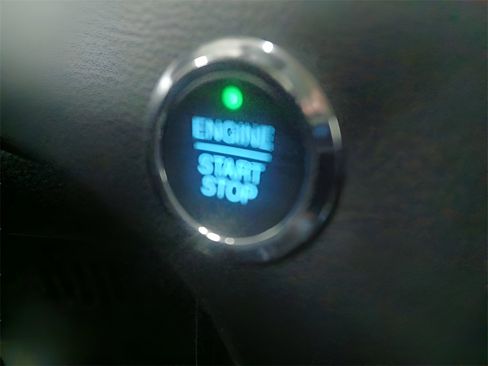 Used 2024 Ford Edge SEL image 16