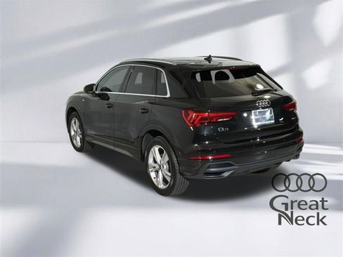Used 2024 Audi Q3 2.0T Premium w/ Convenience Package AWD/4WD image 8