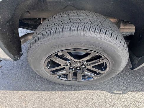 Used 2023 Chevrolet Silverado 1500 Custom w/ Rally Edition AWD/4WD image 9