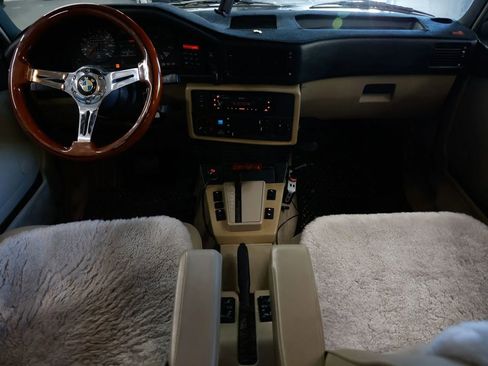 Used 1987 BMW 528e Sedan image 21