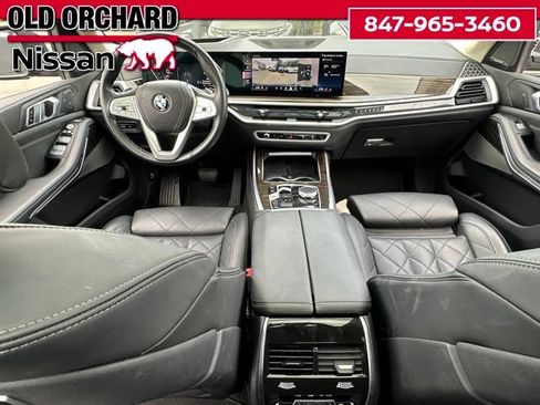 Used 2024 BMW X7 xDrive40i AWD/4WD image 18